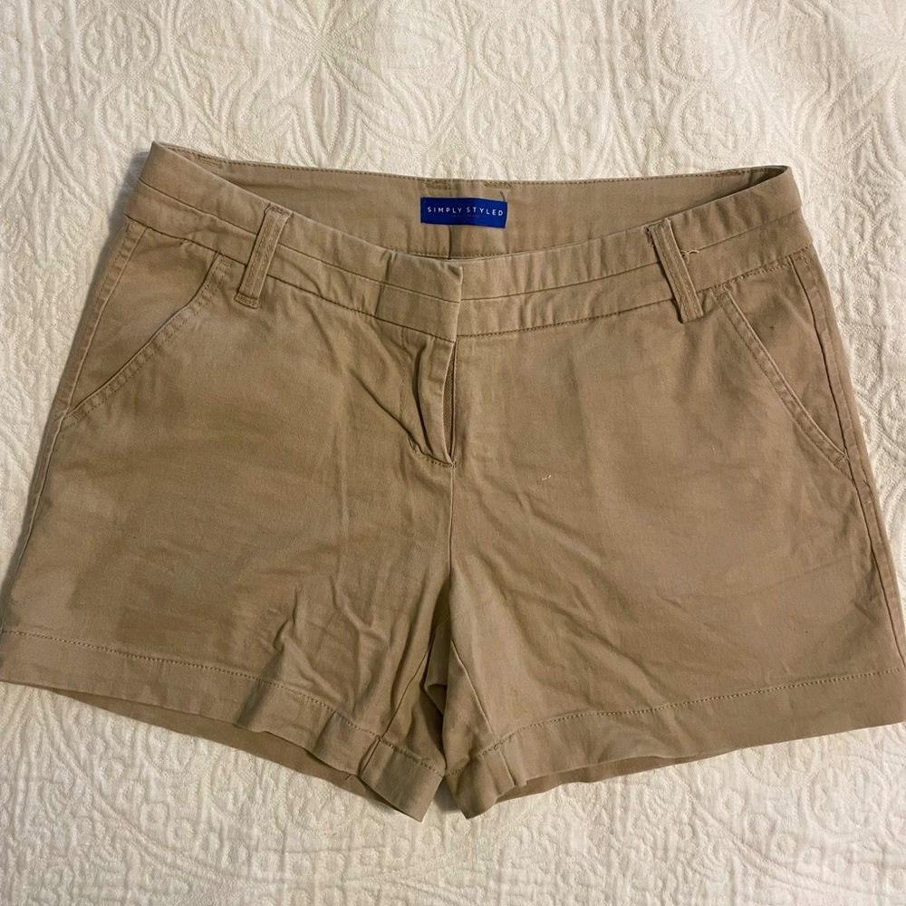 Khaki shorts